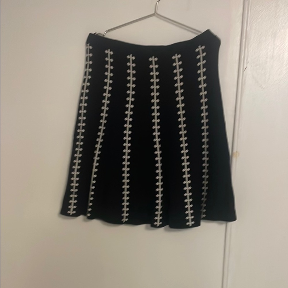 Saks Fifth Avenue Black and Silver A-Line Cocktail Skirt